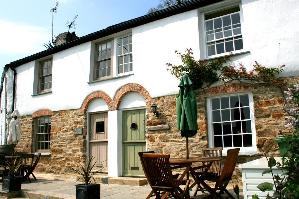 Waterside Holiday Cottages Truro Exterior photo